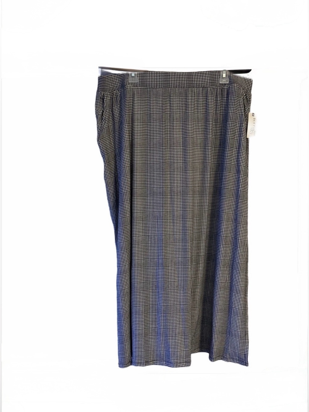 Terra & Sky 2X maxi skirt relaxed stretch slit